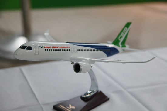 C919大型客機的航模展示.jpg C919大型客機的航模展示.jpg