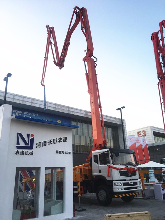 01#展臺.jpg 01#展臺.jpg