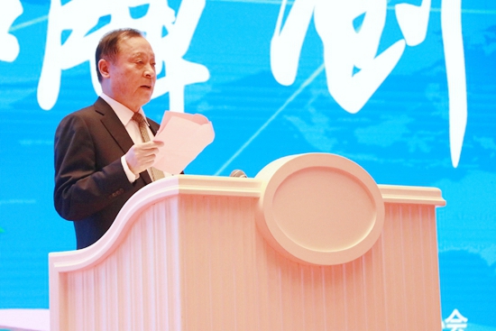 3 臨工集團董事長王志中作主題發(fā)言.jpg