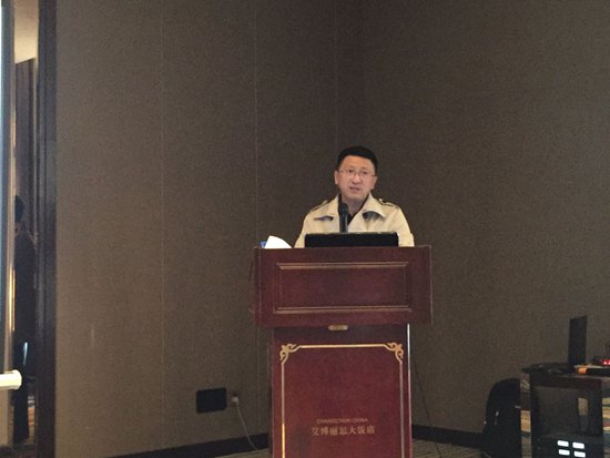 吉林大學(xué)知名學(xué)者劉振澤(圖三)做了題為《智慧海洋技術(shù)-水世界的革命》的主旨演講_副本.jpg 吉林大學(xué)知名學(xué)者劉振澤(圖三)做了題為《智慧海洋技術(shù)-水世界的革命》的主旨演講_副本.jpg