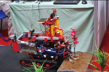 全自動(dòng)植樹機(jī)