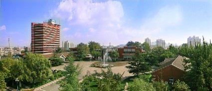 辦公區(qū)域和廣場(chǎng)