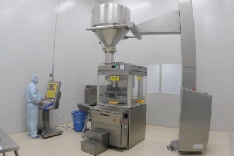 生產(chǎn)車間-高速壓片機(jī)——德國Fette