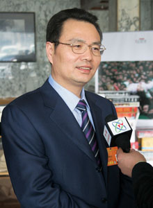 徐冠巨委員接受CCTV采訪