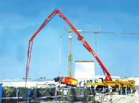 三一泵車在阿連酋世界第一高樓施工