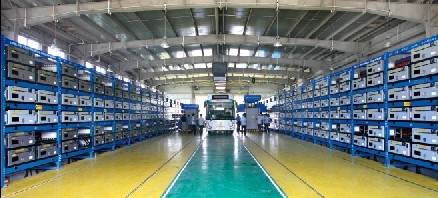 位于鳥(niǎo)巢南側(cè)的純電動(dòng)車(chē)充電站，是純電動(dòng)車(chē)的動(dòng)力提供基地